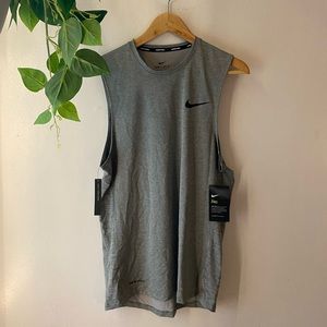 NWT Nike Pro tank